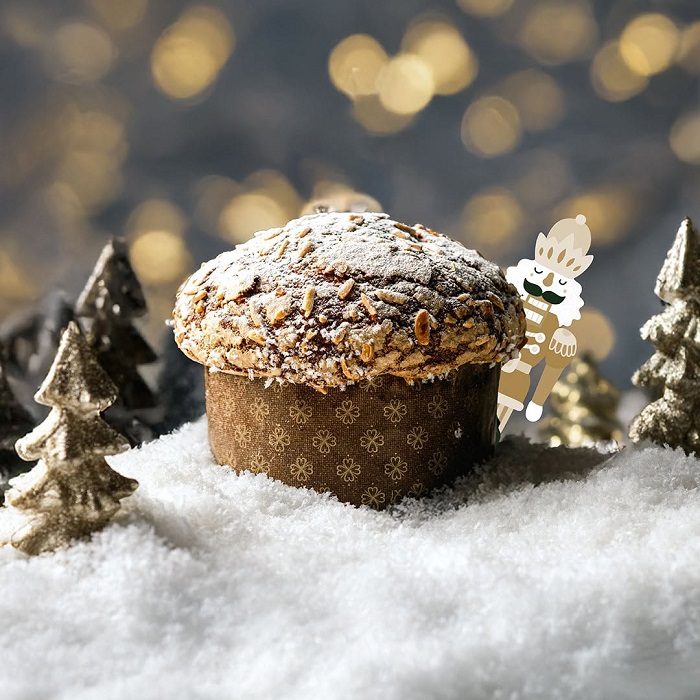 Bánh Panettone là món bánh Giáng Sinh truyền thống xuất xứ từ Ý