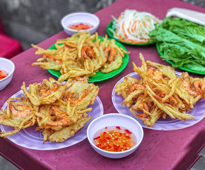 các loại bánh đặc sản Hà Nội - Bánh tôm Hồ Tây