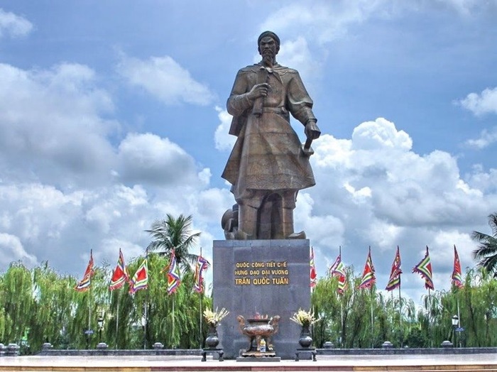 Đền Trần ở Hải Phòng - thờ