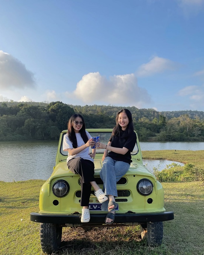 Đồi cỏ La Vuông là một trong những đồi cỏ đẹp nhất miền Trung nằm ở Bình Định