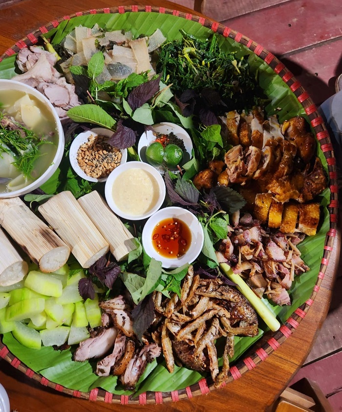 Farmstay Lê Tuyên Quang phục vụ nhiều đặc sản ngon cho du khách