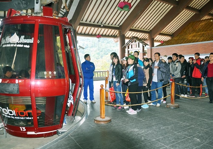 kinh nghiệm đi cáp treo Yên Tử - hoạt động