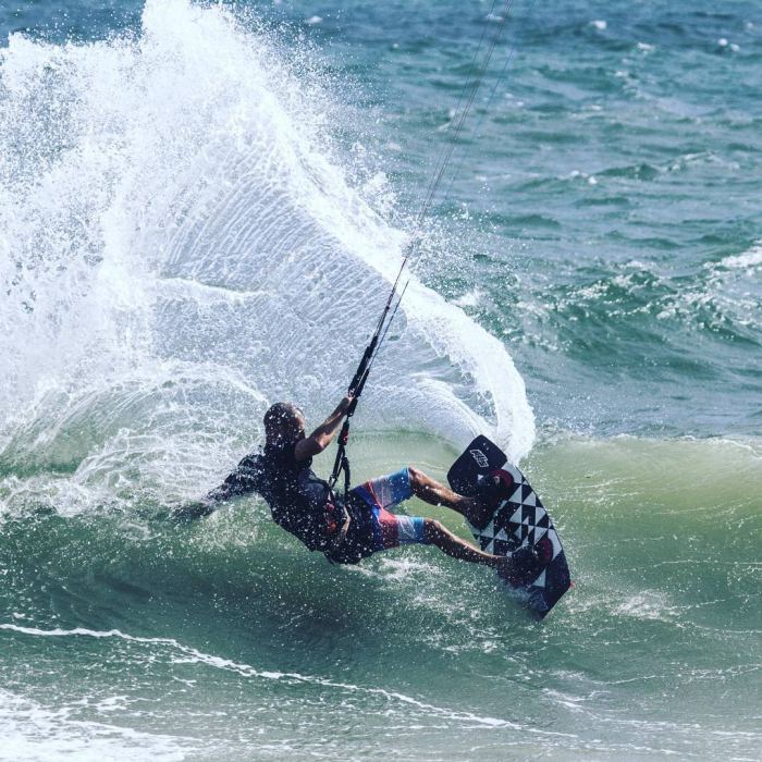 Lướt ván diều ở Mũi Né