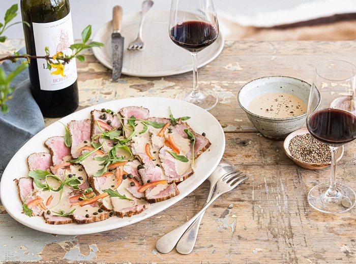 Truyền thống Noel ở Ý có vitello tonnato