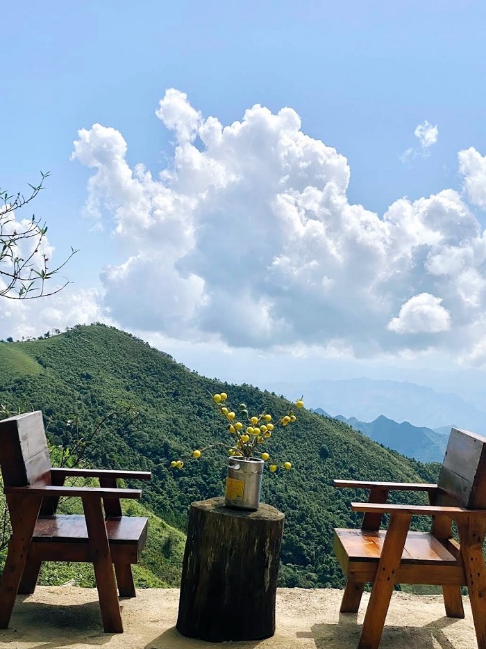 Nhà Mer Homestay Tà Xùa vào những ngày trời trong nắng đẹp