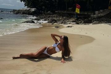 Khám phá thiên đường nhiệt đới đảo Racha Yai Thái Lan – nơi biển xanh ôm trọn bình yên!