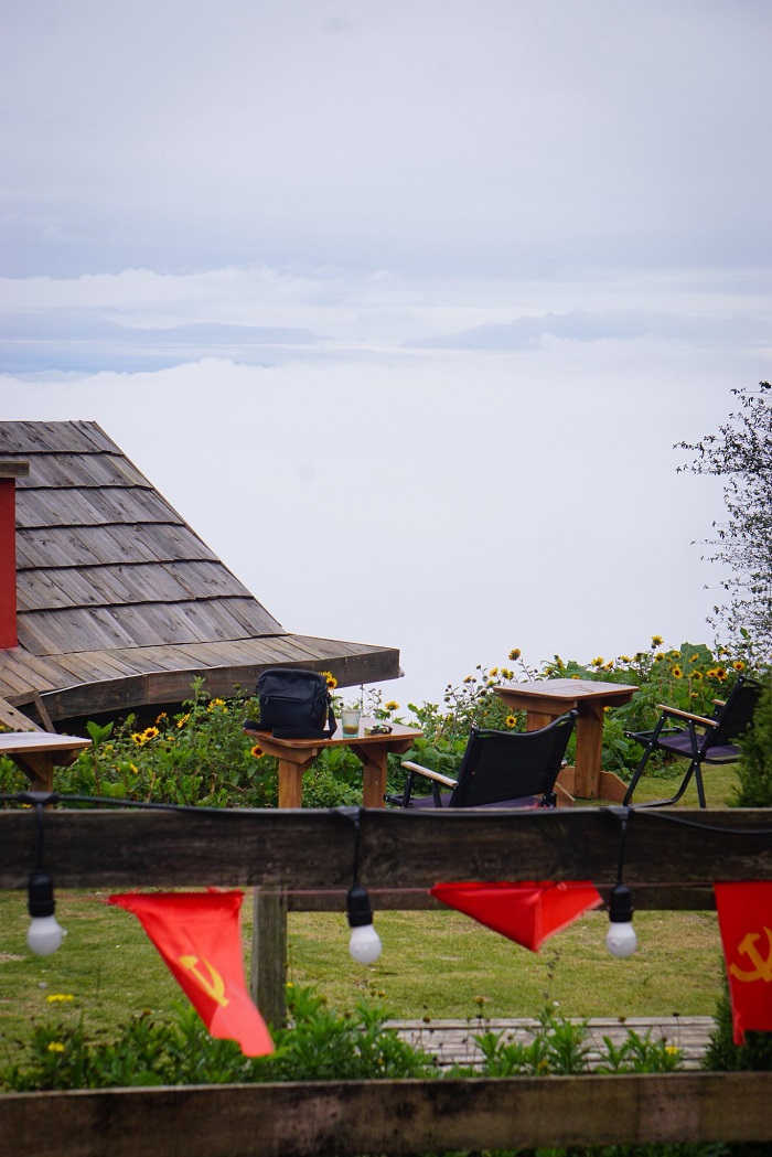 Tiệm cà phê Hoàng Hôn Khe Cải rộng rãi khoáng đạt