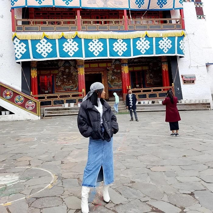 Check in tu viện Tawang Ấn Độ