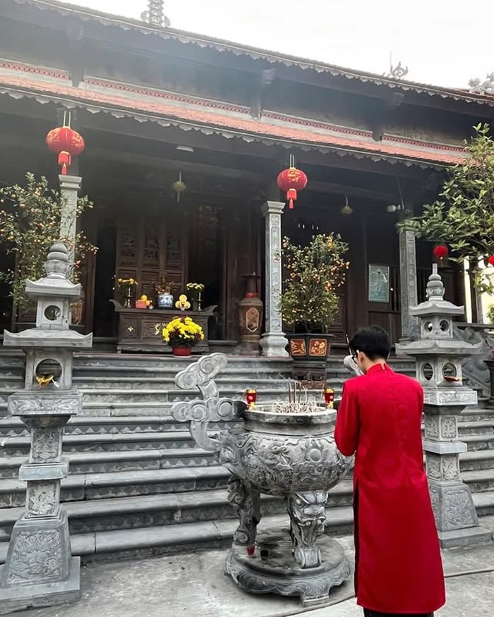chùa Phật Quang Hòa Bình - lễ Phật