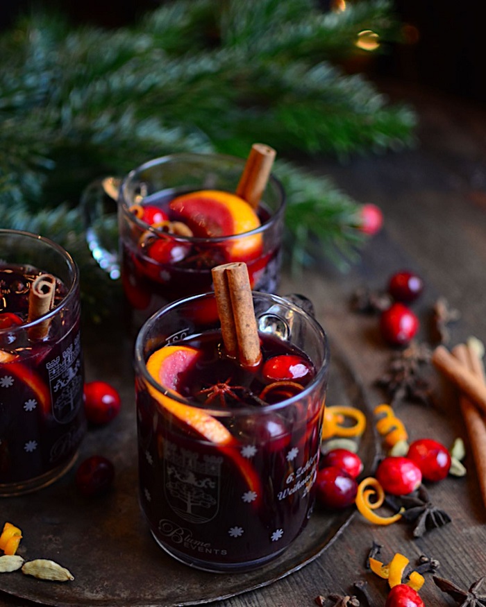 Glühwein là món ăn Giáng sinh ở Hà Lan ăn là thèm