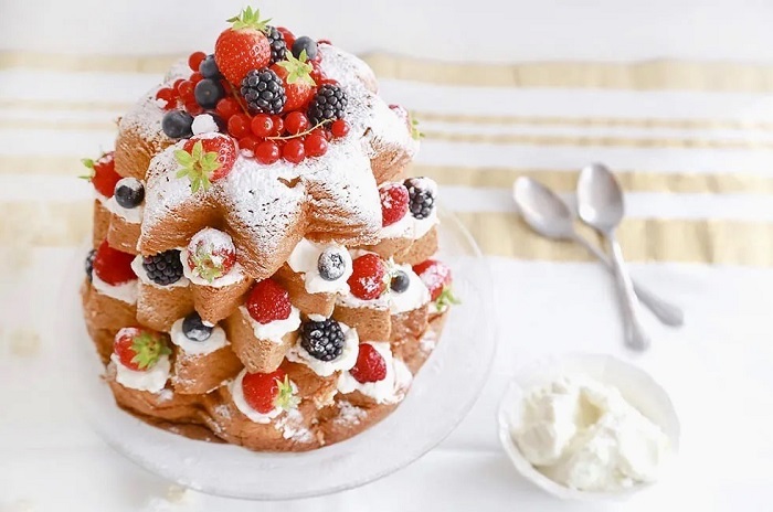 Pandoro là món ăn Giáng sinh ở Ý phổ biến