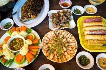 Ghé các quán ăn ngon gần hồ Lắk trải nghiệm ẩm thực bản địa