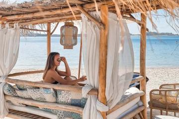 Thị trấn Palm Beach Mỹ: Cát trắng, nắng vàng và vile siêu thư giãn