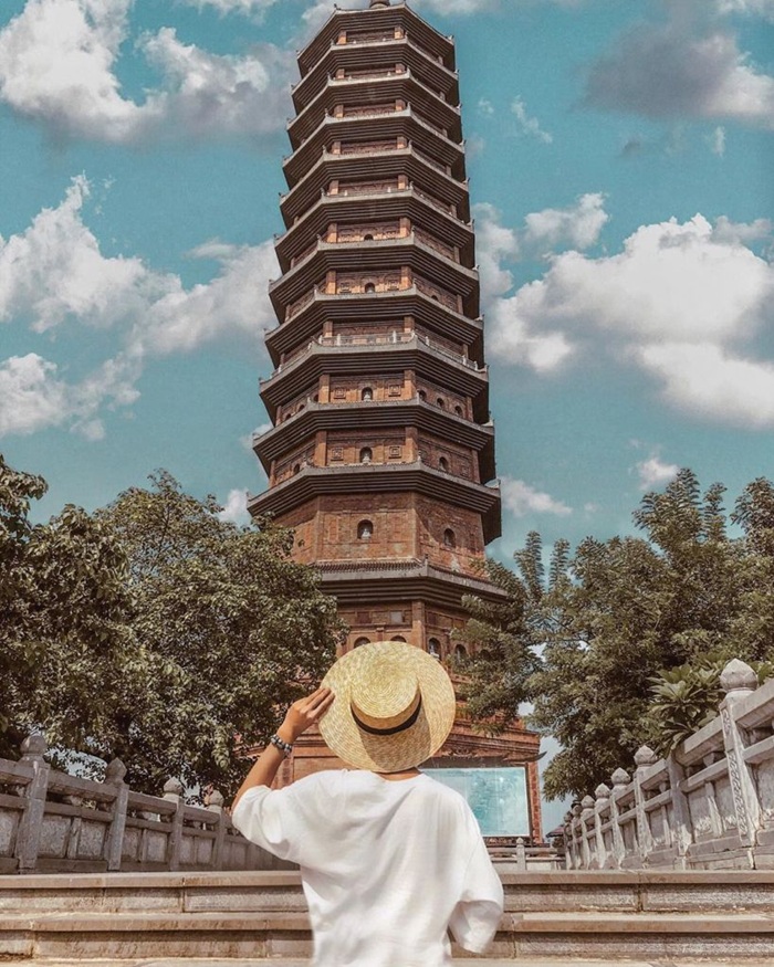 Tham quan chùa Bái Đính - Ảnh: Du Lịch Xanh