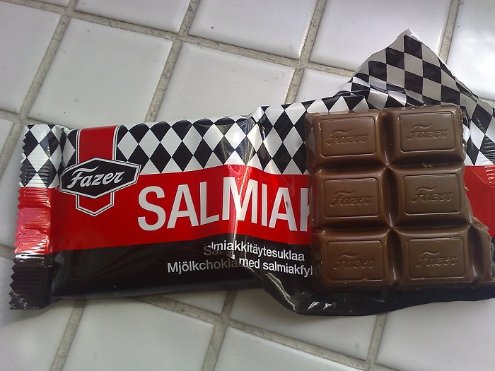 Đi Phần Lan nên mua gì? Kẹo Salmiakki là gợi ý hoàn hảo - Ảnh: Internet
