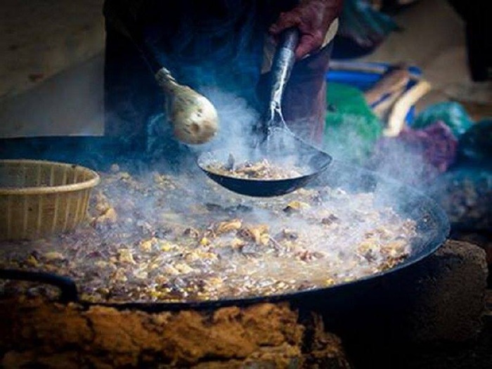 Thưởng thức đặc sản Hà Giang, ăn một lần nhớ mãi - Ảnh: Đất Việt Tour