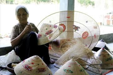 [Cập nhật] Làng nghề nón ngựa Phú Gia Bình Định Gia Lai , dấu ấn còn mãi theo thời gian