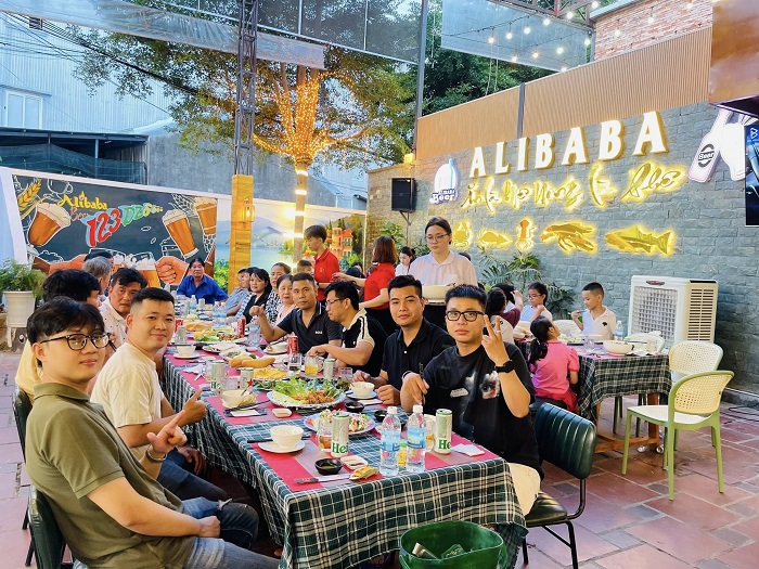 Nhà hàng Alibaba nằm trong list quán ăn ngon ở Quảng Ngãi được dân địa phương xuýt xoa khen ngon - Ảnh: Fanpage