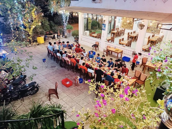 Nhà hàng Lẩu Gia Đình Dulys được nhiều du khách chọn lựa và thưởng thức - Ảnh: Internet