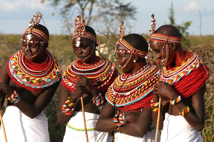 Thăm làng bộ lạc Masai là trải nghiệm ở Đông Phi vô cùng thú vị - Ảnh: Migola Travel Thăm làng bộ lạc Masai là trải nghiệm ở Đông Phi vô cùng thú vị - Ảnh: Migola Travel