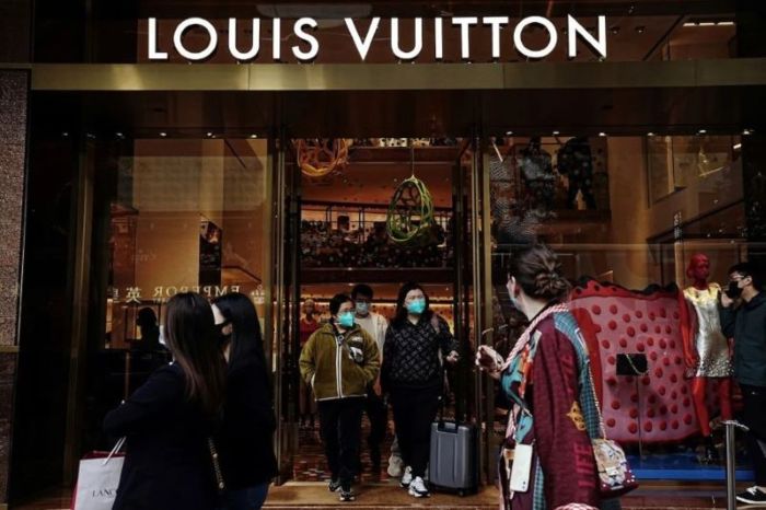 Hàng miễn thuế là lựa chọn quà tặng hấp dẫn khi bạn đến Hong Kong 