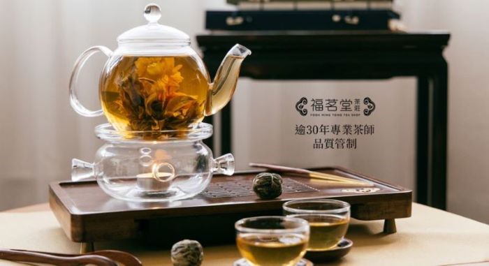 Nhiều loại trà ở Hong Kong được du khách ưa chuộng chọn làm quà sau chuyến đi