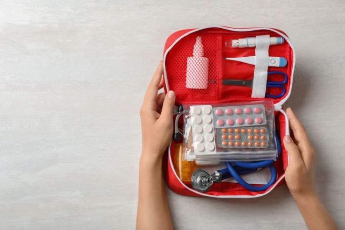 Hành lý du lịch đến Hong Kong nên có một ít thuốc cơ bản để chăm sóc sức khỏe 