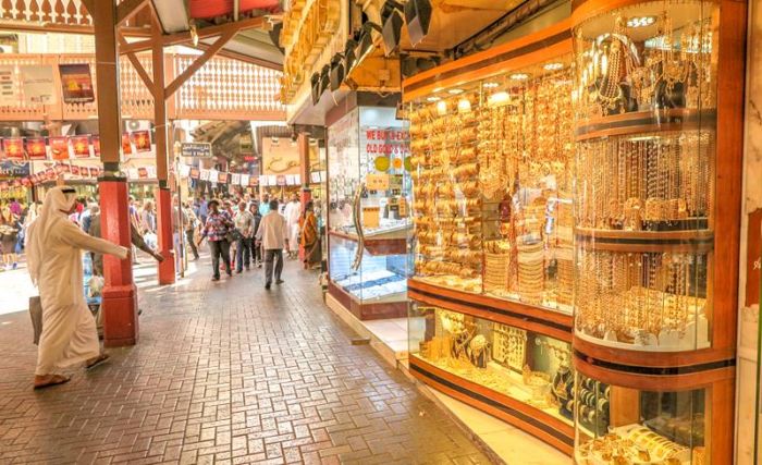 Trang sức, vàng là quà tặng xa hoa nhưng rất dễ mua ở Dubai 