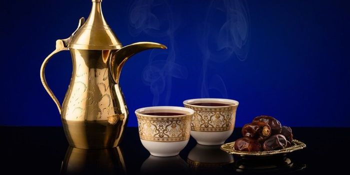 Bình pha cafe ở các tiểu vương quốc Ả Rập rất tinh xảo, bắt mắt