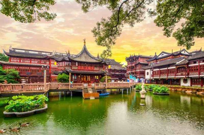Kiến trúc tinh xảo, độc đáo ở chùa Phật Ngọc