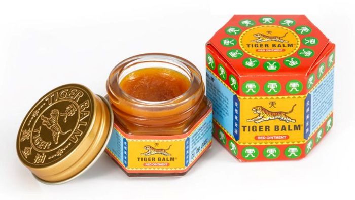 Dầu cao con hổ là món quà sức khỏe rất ý nghĩa được du khách mua khi đi Singapore