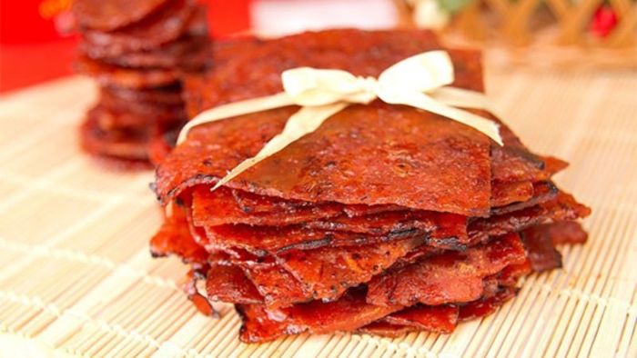 Thịt khô Bak Kwa thường được du khách chọn làm quà khi đi du lịch Singapore