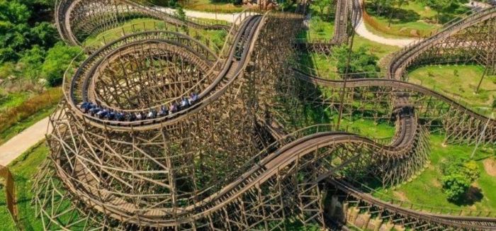 Trải nghiệm tàu lượn T Express tốc độ tới 104 km/h (Nguồn: divui.com)