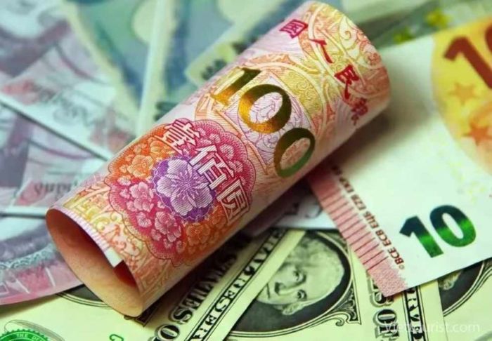 Đổi tiền Trung Quốc là điều bạn nên làm trước khi đi Hàng Châu du lịch