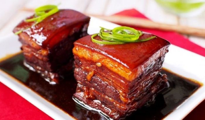 Thịt lợn Đông Pha là một trong những đặc sản ai ăn cũng mê khi đến Hàng Châu