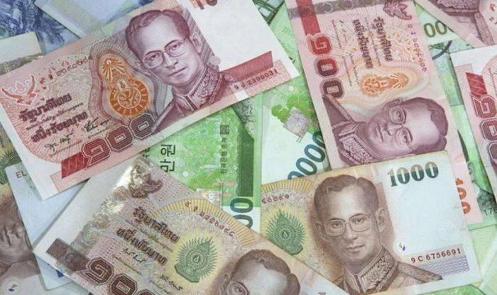 Đổi tiền Baht Thái trước khi đi tour Pattaya