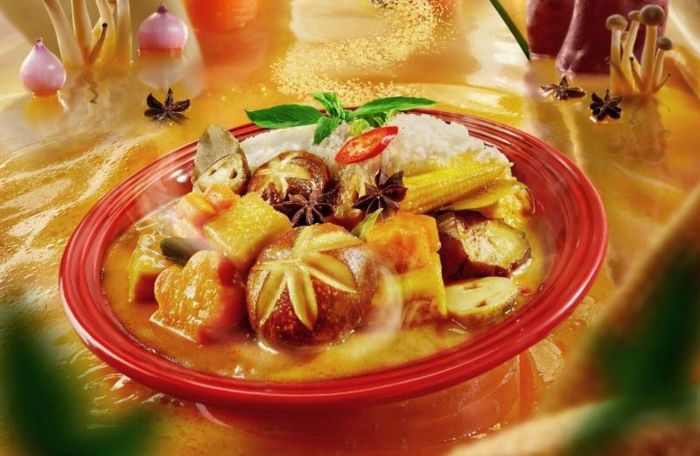 Thưởng thức món Khao Gaeng khi đến Pattaya du lịch