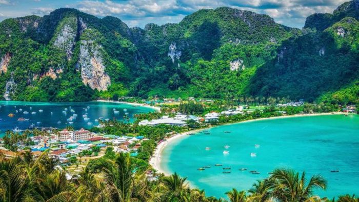 Cảnh đẹp mê hồn khi check in đảo Koh Phi Phi