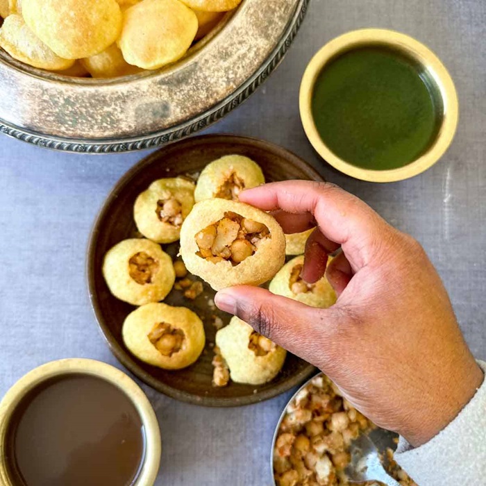 Đi tour Ấn Độ nên ăn Bánh chiên Pani Puri