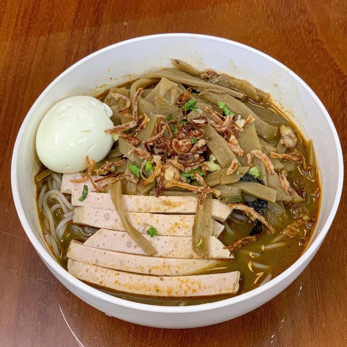 Bún cua thối đặc biệt chỉ có ở đây khi du lịch Pleiku