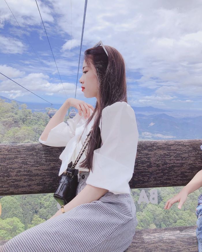 Tour Bà Nà Hill nên di chuyển thú vị bằng cáp treo