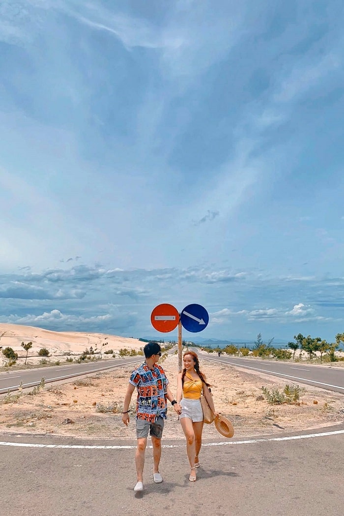 Hè đến rồi, đặt tour Phan Thiết đi khám phá miền đất đầy nắng gió 