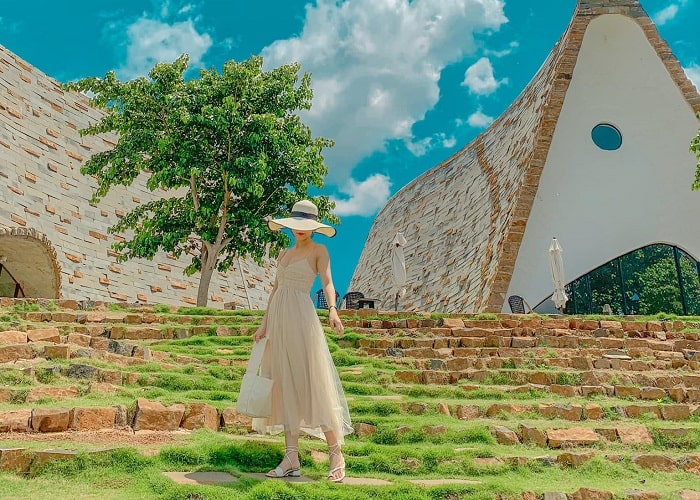 Những điểm tham quan hấp dẫn khi đi tour Buôn Ma Thuột Những điểm tham quan hấp dẫn khi đi tour Buôn Ma Thuột