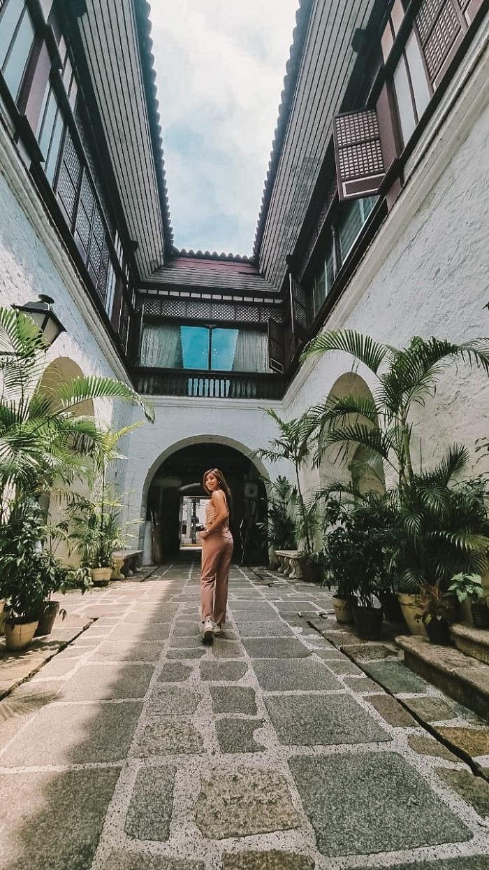 Thủ đô Manila là địa điểm tham quan nổi tiếng khi lên trình trình đi tour Philippines
