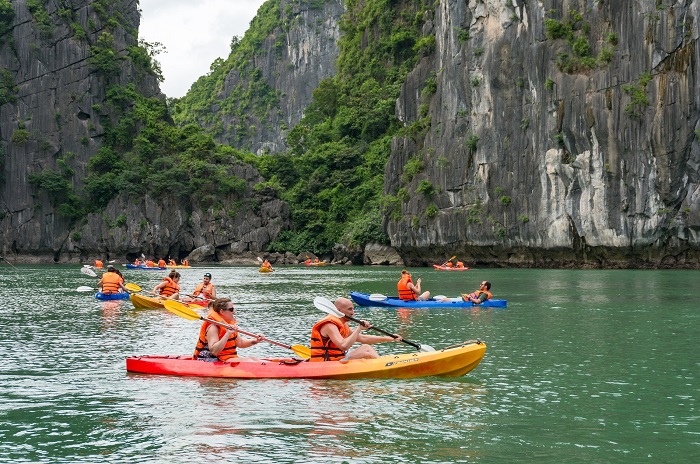 Tour Hạ Long - thời điểm