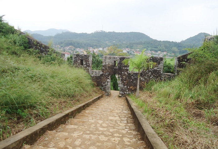 Tour Lạng Sơn - tham quan thành nhà Mạc