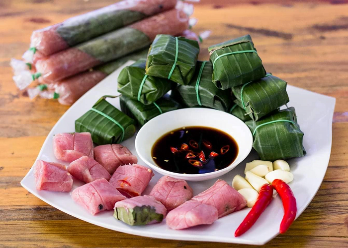 Tour Thanh Hóa - đặc sản nem chua