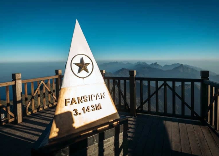 Tour Fansipan - Chinh phục Nóc nhà Đông Dương