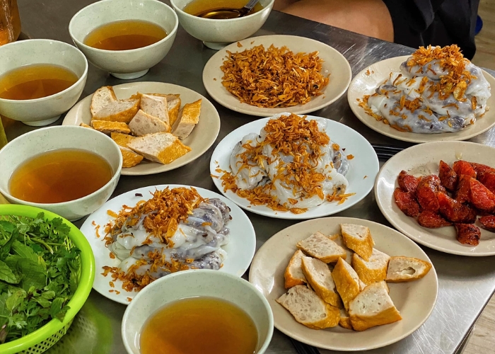 Bánh cuốn Hà Nội món ăn sáng lý tưởng khi đi tour Hà Nội