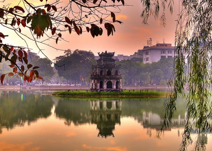 Tour Hồ Gươm hành trình khám phá trái tim Hà Nội